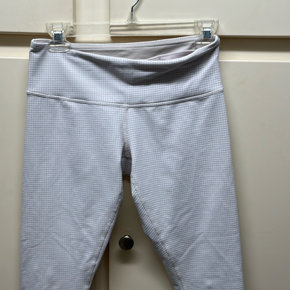 Lululemon leggings white/beige size 6. Excellent used condition